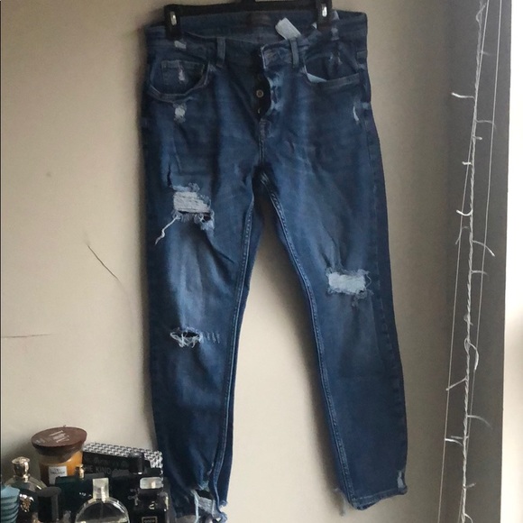 Distressed Skinny Zara Jeans With Ripped Hem - Picture 1 of 2
